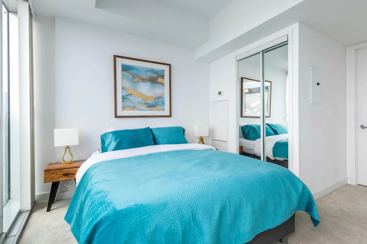 アパート Luxury Corner Suite - Entertainment District トロント