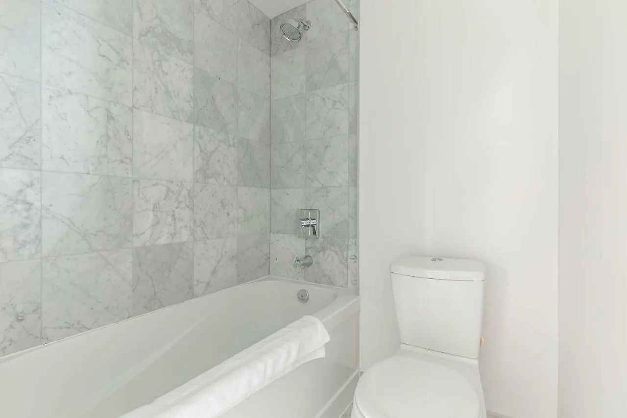 アパート Luxury Corner Suite - Entertainment District トロント