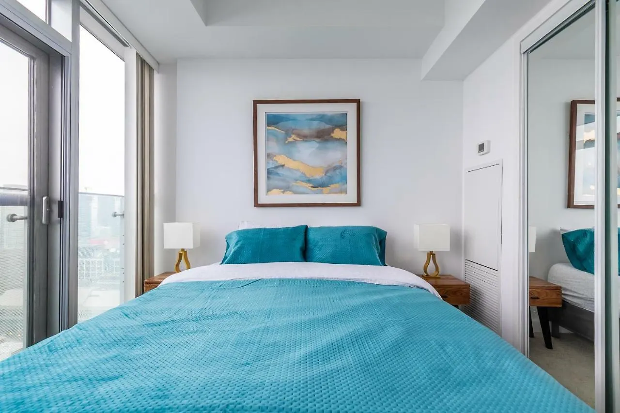 Luxury Corner Suite - Entertainment District トロント アパート